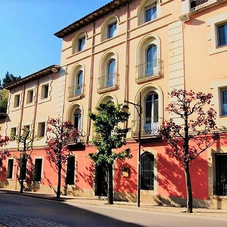Hostal Montsoliu Arbucies Exterior photo